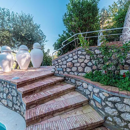 Pietra Salata Villa