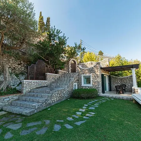 Pietra Salata Villa