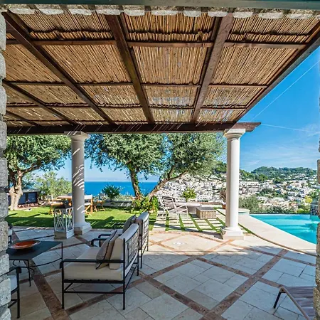 Pietra Salata Villa *
